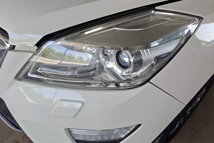 Used BAIC Weiwang S50 2016 1.5T CVT Joyful Premium Edition
