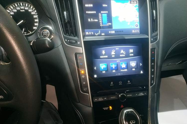 Used Infiniti Q50L 2018 2.0T Enjoyment Version China VI Standard