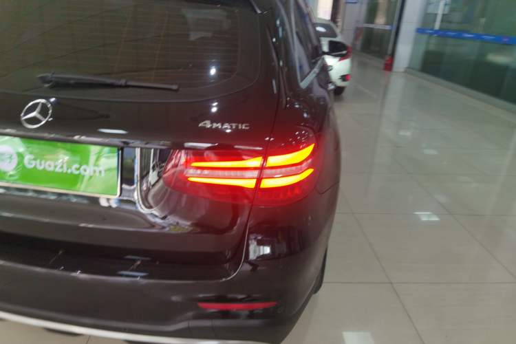 Used Mercedes-Benz GLC 2019 GLC 260 L 4MATIC Dynamic Model
