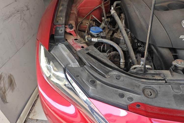 Used Mazda CX-4 2018 2.0L Automatic Two-Wheel Drive Blue Sky Dynamic Version China VI Standard
