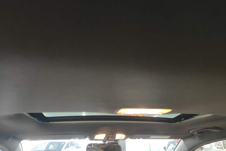 Used Hyundai Elantra 2019 1.4T Dual-Clutch Xuan Dong · Dynamic Model