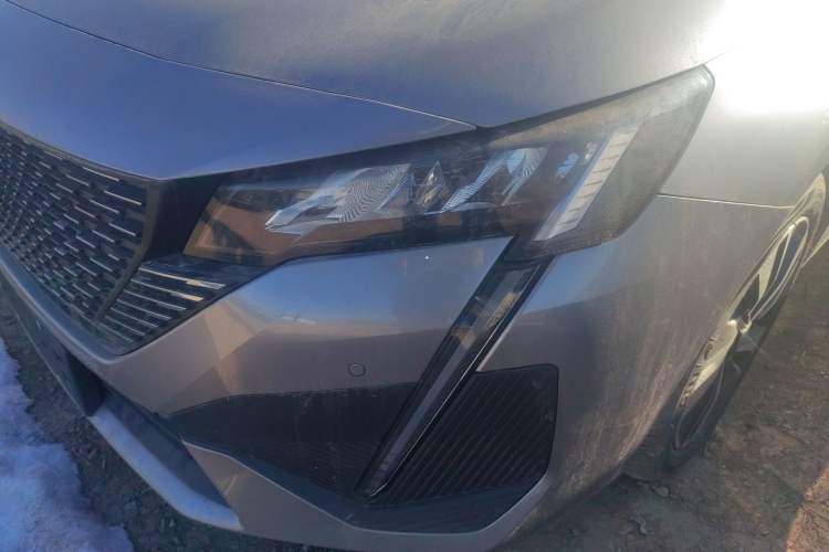 Used Peugeot 408 2022 1.6T Light-Chasing Edition
