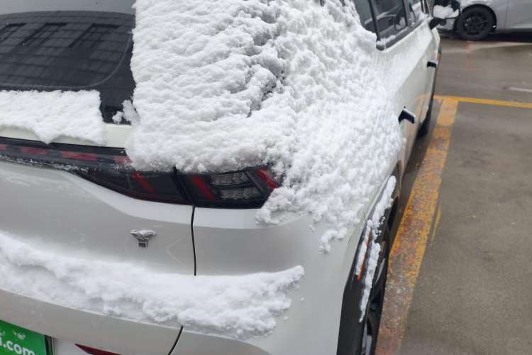 Used AION Y 2022 70 Intelligent Edition Lithium Iron Phosphate
