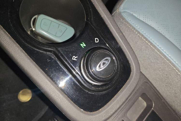 Used Chery Little Ant 2022 Restyled Version Sweet Pink Edition Half-Sugar Version 30.6 kWh 30 kW 301 km
