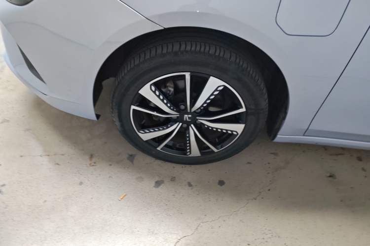 Used  ER6 2020 620 km Smart Edition
