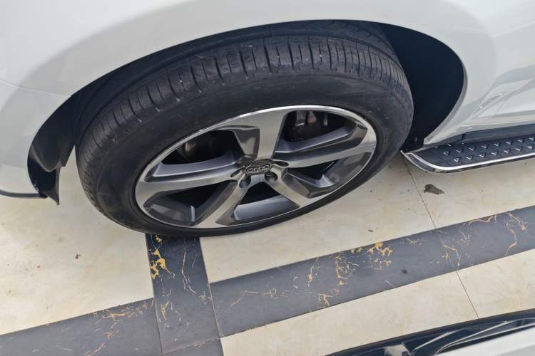 Used Audi Q5 2017 40 TFSI Ambition Edition