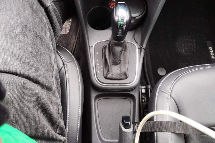 Used Volkswagen Polo 2014 1.6L Automatic Comfort Edition