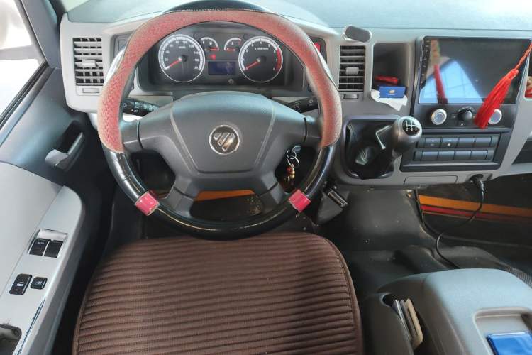 Used Foton Scenic G9 2021 2.4L Gasoline Commercial Version Long Wheelbase High Roof 9-Seater with Clear Window 4K22D4M
