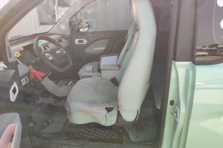 Used Chery QQ Ice Cream 2022 170km Sundae Phosphate Lithium-Ion
