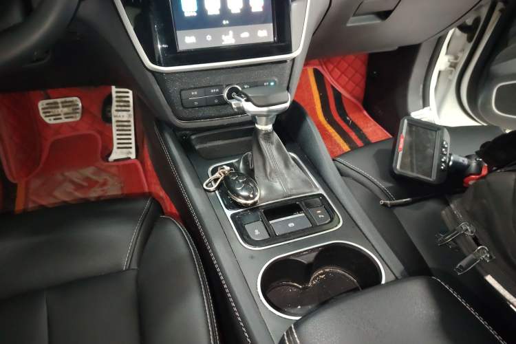 Used BYD Song MAX 2018 1.5T Automatic Smart Connect Luxury 6-Seater
