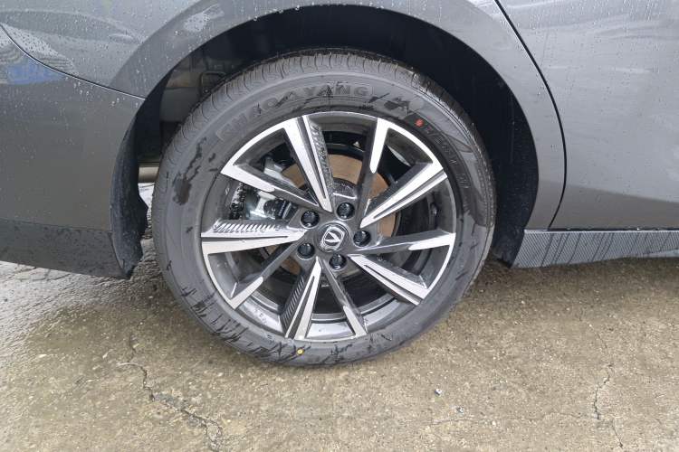 Used Changan Eado 2025 Blue Whale 1.5T 500Bar Prestige Model
