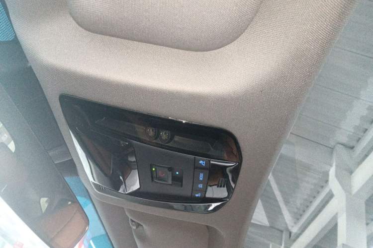 Used Toyota Venza 2022 2.0L CVT Two-Wheel Drive Prestige Edition