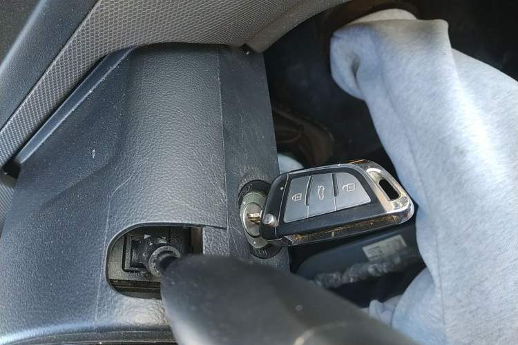 Used Wuling Rongguang New Truck 2021 1.8L Comfort-Grade Double-Cab Dual Rear Wheels LJ479Q6