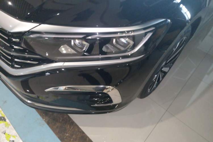 Used Volkswagen Passat 2023 Facelift 330TSI Luxury Edition