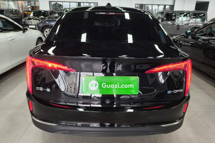 Used Hongqi E-QM5 2022 431 km Charge & Enjoy Edition
