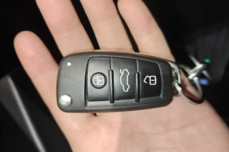 Used Audi Q3 2020 40 TFSI Fashion Dynamic Model
