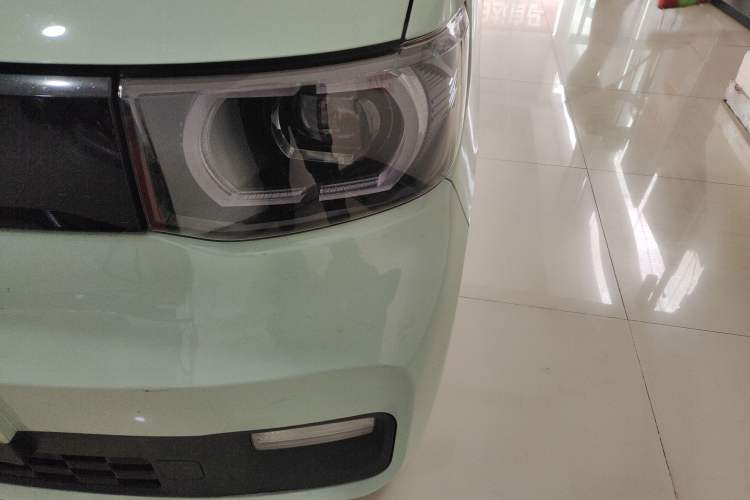 Used Wuling Hongguang MINIEV 2021 Macaron Fashion Model Lithium Iron Phosphate
