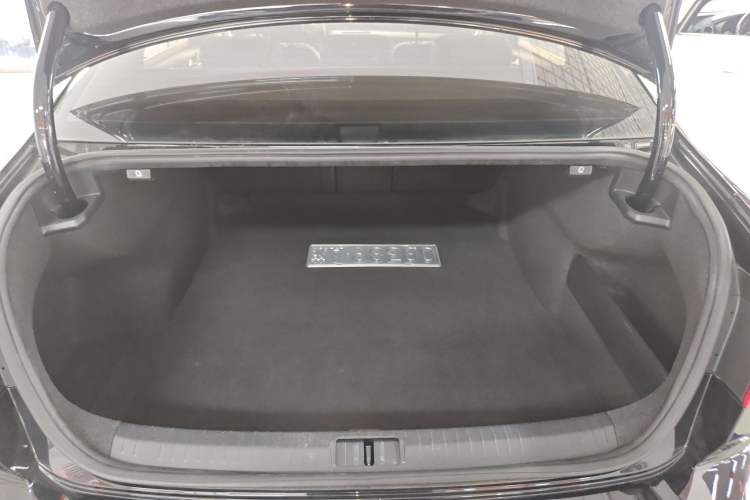 Used Volkswagen Magotan 2018 330TSI DSG Advanced Model
