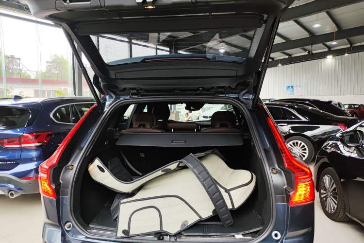 Used Volvo XC60 2021 T5 4x4 Smart Luxury Edition
