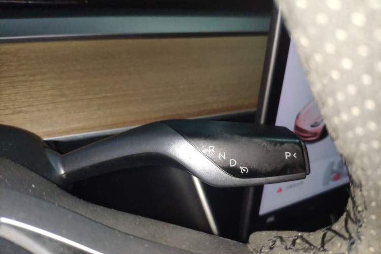 Used Tesla Model 3 2019 Long-Range All-Wheel-Drive Version
