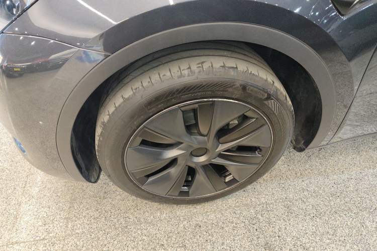 Used Tesla Model Y 2024 Rear-Wheel-Drive Version