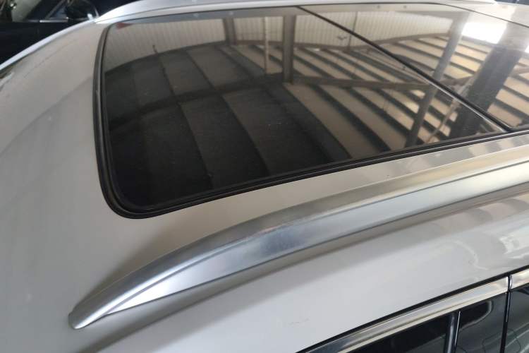 Used Cadillac XT4 2018 28T Two-Wheel Drive Leading Version