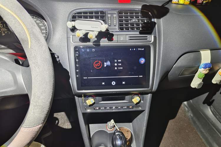 Used Volkswagen Polo 2014 1.4L Automatic Comfort Edition
