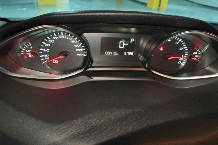 Used Peugeot 308S 2015 1.2T Automatic Jingchi Edition
