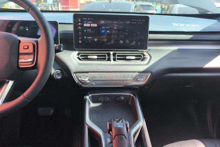 Used Haval H5 2023 2.0T Automatic All-Wheel Drive LinkedIn Gasoline
