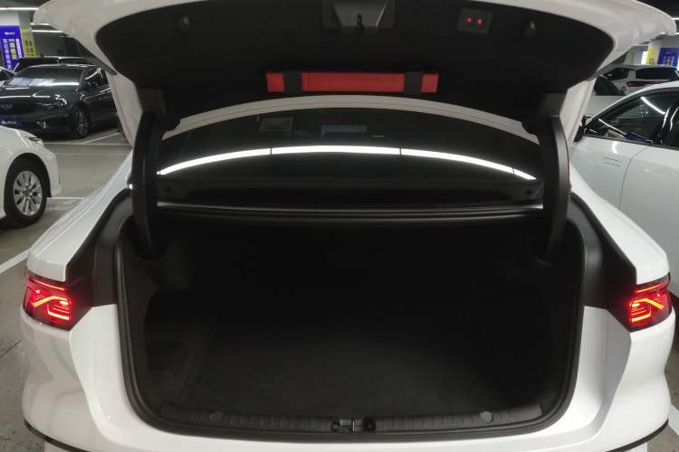 Used BYD Han 2023 DM-i Champion Edition 121KM Prestige Model
