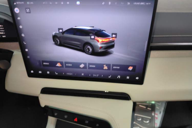 Used Zeekr 001 2025 YOU Edition 100 kWh All-Wheel Drive
