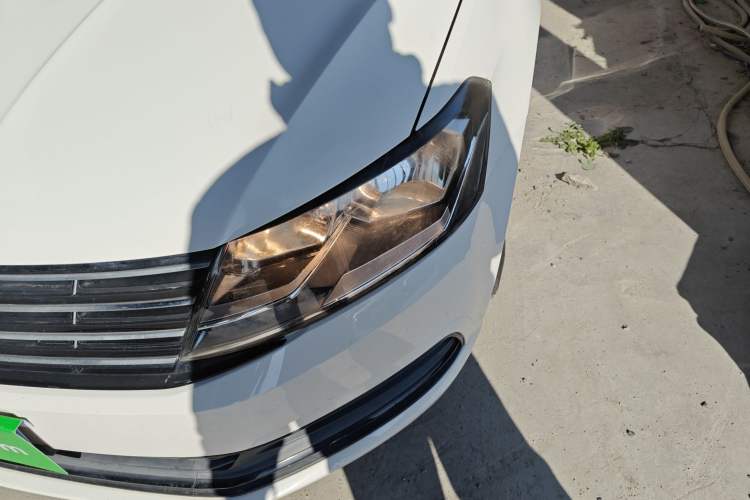 Used Volkswagen Lavida 2017 1.6L Automatic Fashion Edition
