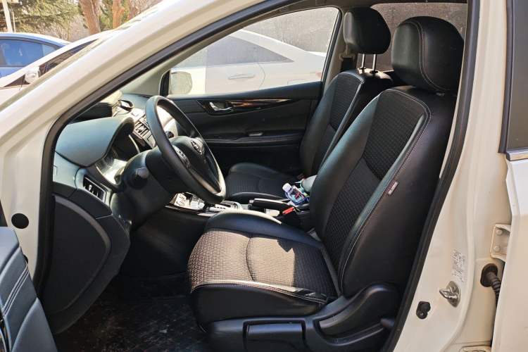 Used Nissan Tiida 2019 1.6L CVT Smart Drive Version China VI Standard
