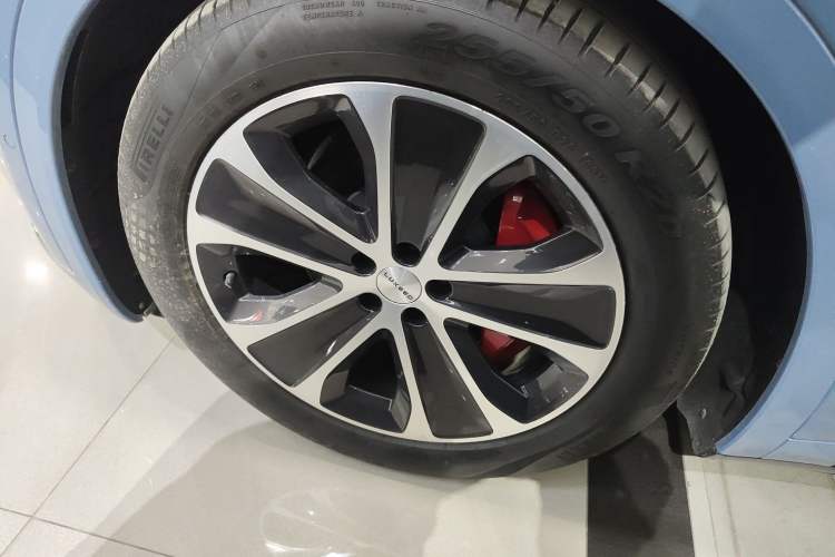 Used Hima Luxeed R7 2024 All-Electric 736 km Ultra
