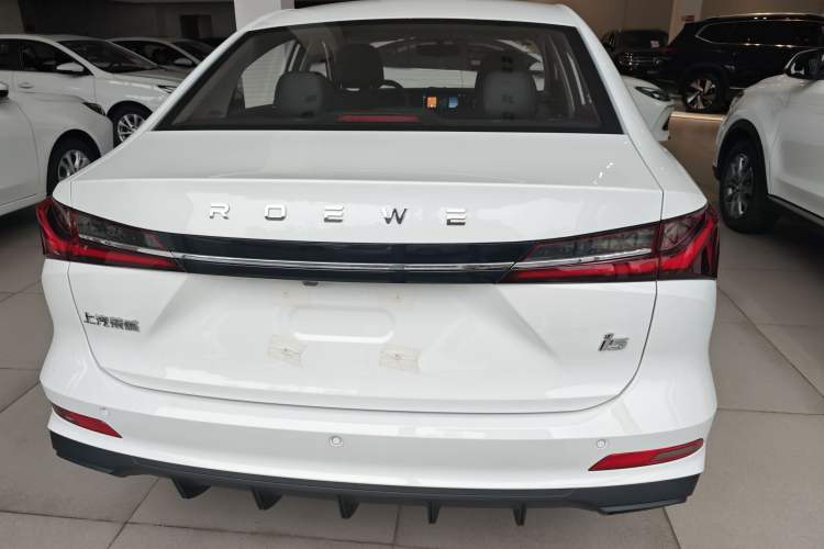 Used Roewe i5 
