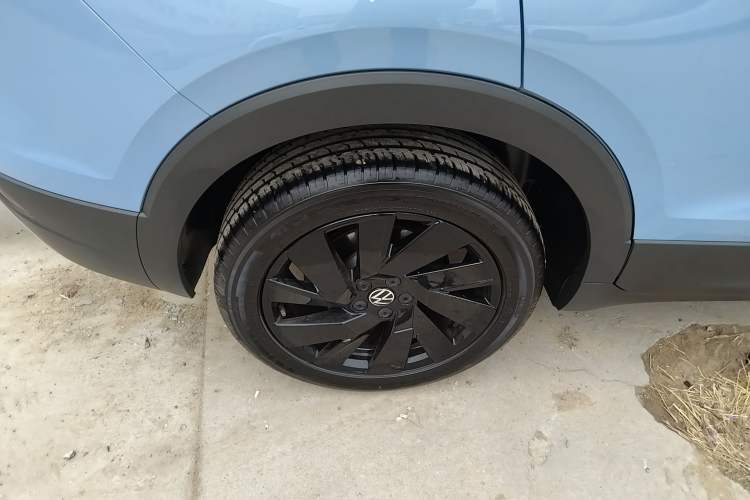 Used Volkswagen Tharu 2025 NewRui 300TSI Prestige Edition