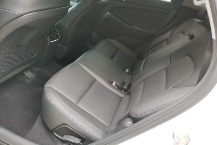 Used Hyundai Tucson 2015 1.6T Dual-Clutch Two-Wheel-Drive Smart Model