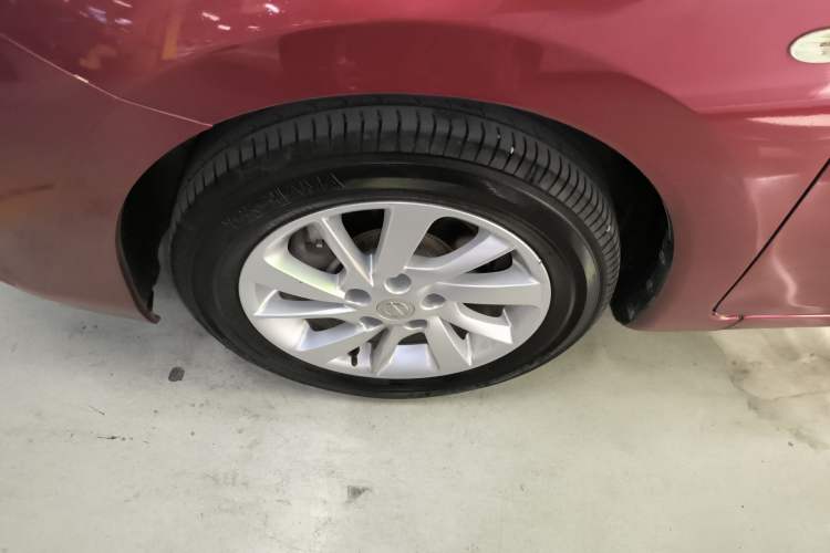 Used Nissan Tiida 2016 1.6L CVT Cool Dynamic Edition