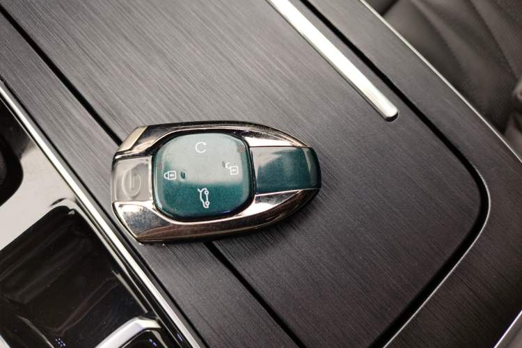 Used GAC Trumpchi GS8 2022 Flagship Series 2.0 TGDI Four-Wheel Drive Luxury Smart Connectivity Version (7 Seats)