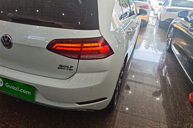 Used Volkswagen Golf 2020 200TSI DSG Comfortable and Ambitious Edition