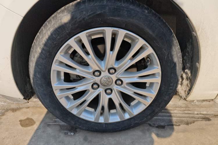 Used Buick GT 2017 15N Automatic Elite Version
