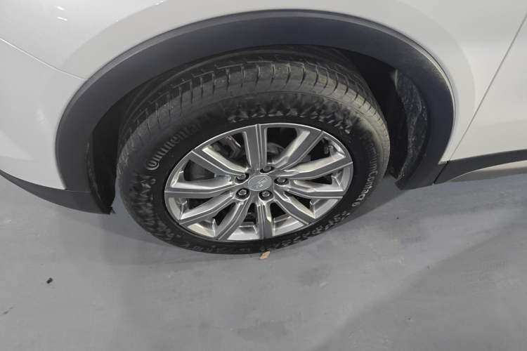 Used Cadillac XT4 2020 28T Two-Wheel-Drive Leading Version