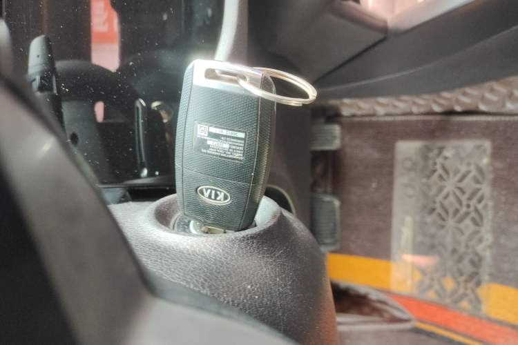 Used Kia K2 2017 Sedan 1.4L Automatic Transmission 15th Anniversary Special Edition GLS
