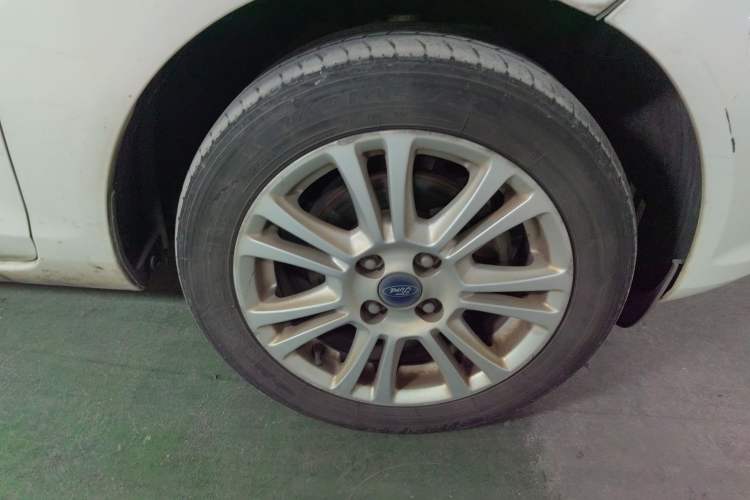 Used Ford Fiesta 2013 Hatchback 1.5L Automatic Fashion Edition