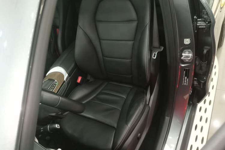 Used Mercedes-Benz GLC 2020 GLC 300 L 4MATIC Dynamic Edition