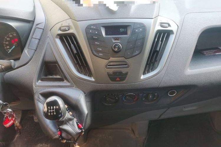 Used Ford Transit 2017 2.0T Gasoline Multi-Purpose Commercial Vehicle Short Wheelbase Low Roof China V Standard