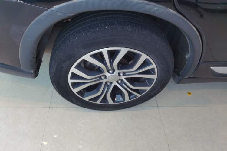 Used Mitsubishi Outlander 2018 2.0L Two-Wheel Drive Glory Edition 5 Seats
