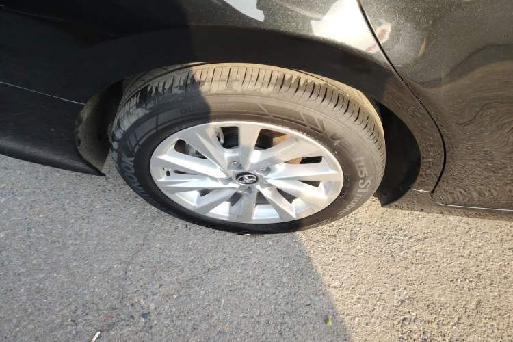 Used Toyota Camry 2021 2.0G Luxury Edition
