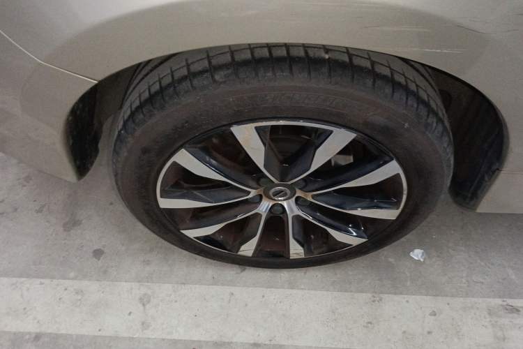 Used Volvo S60 2019 S60L Facelift T5 Intelligent Advanced Edition
