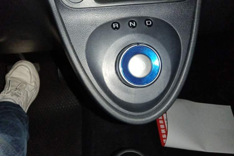 Used ORA Black Cat 2022 Updated Version 301 km Cute Pet Edition Lithium Iron Phosphate